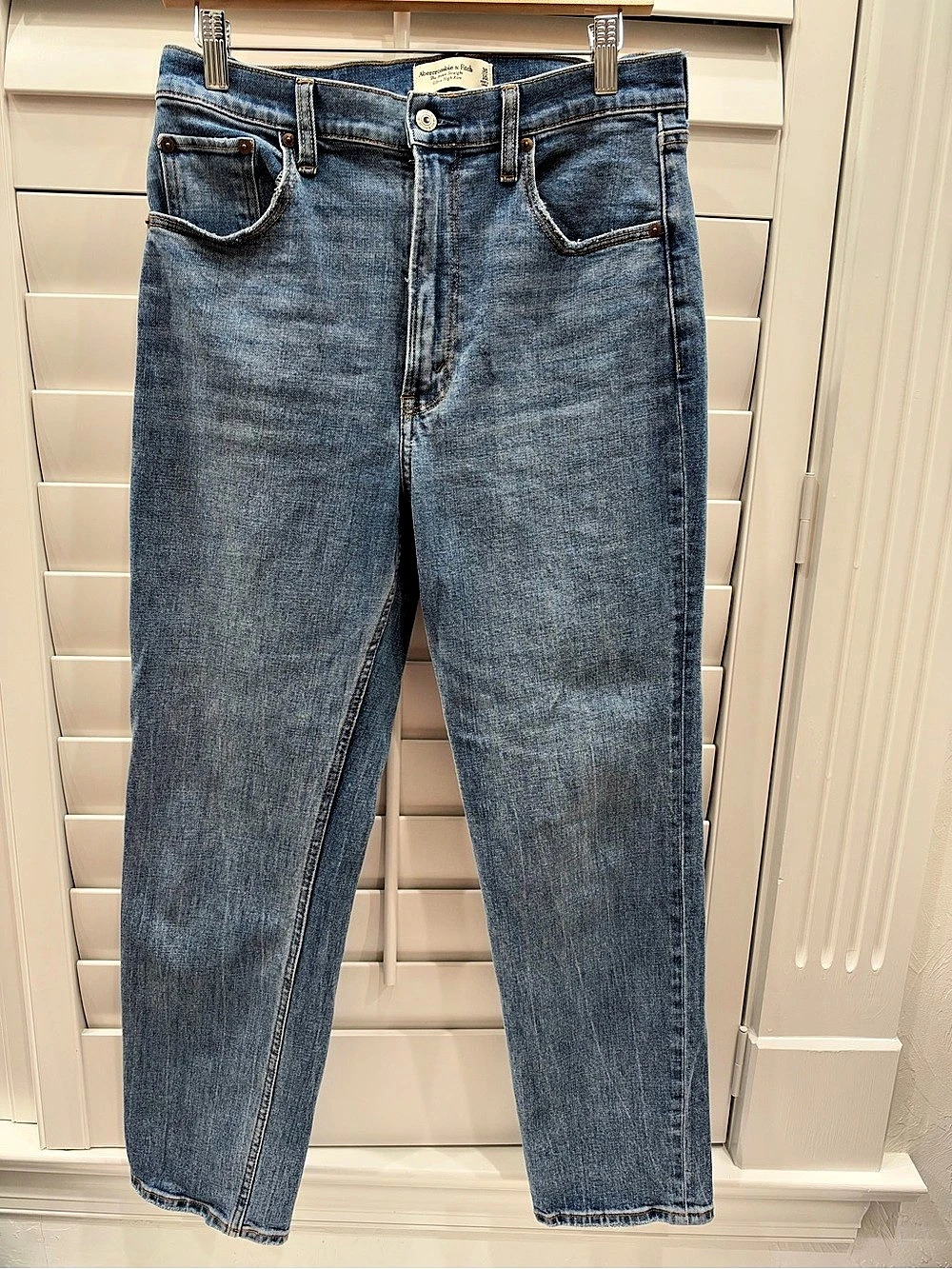 Abercrombie & Fitch The Ankle Straight Ultra High Rise Straight Leg Jeans Waist